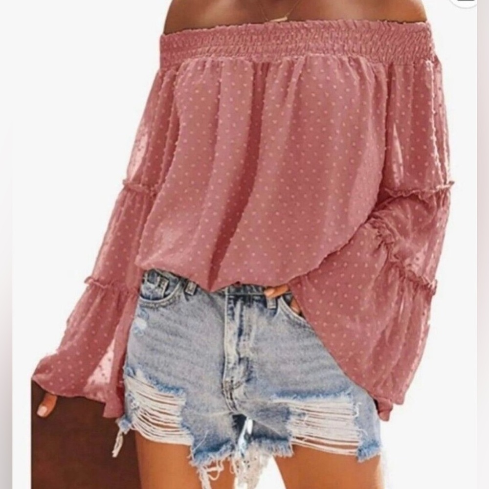 NWT Off-the-Shoulder Mauve Dot Peasant Blouse with Bell Sleeves Size M
